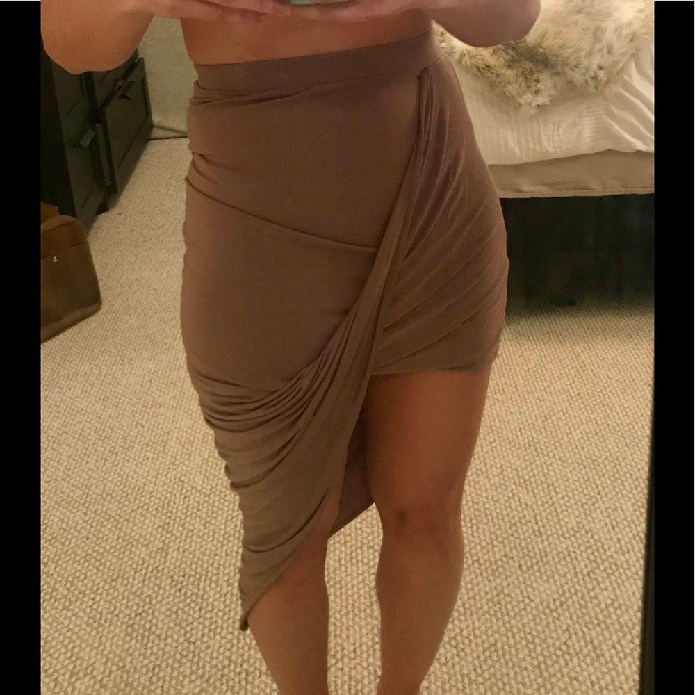 High low asymmetrical skirts